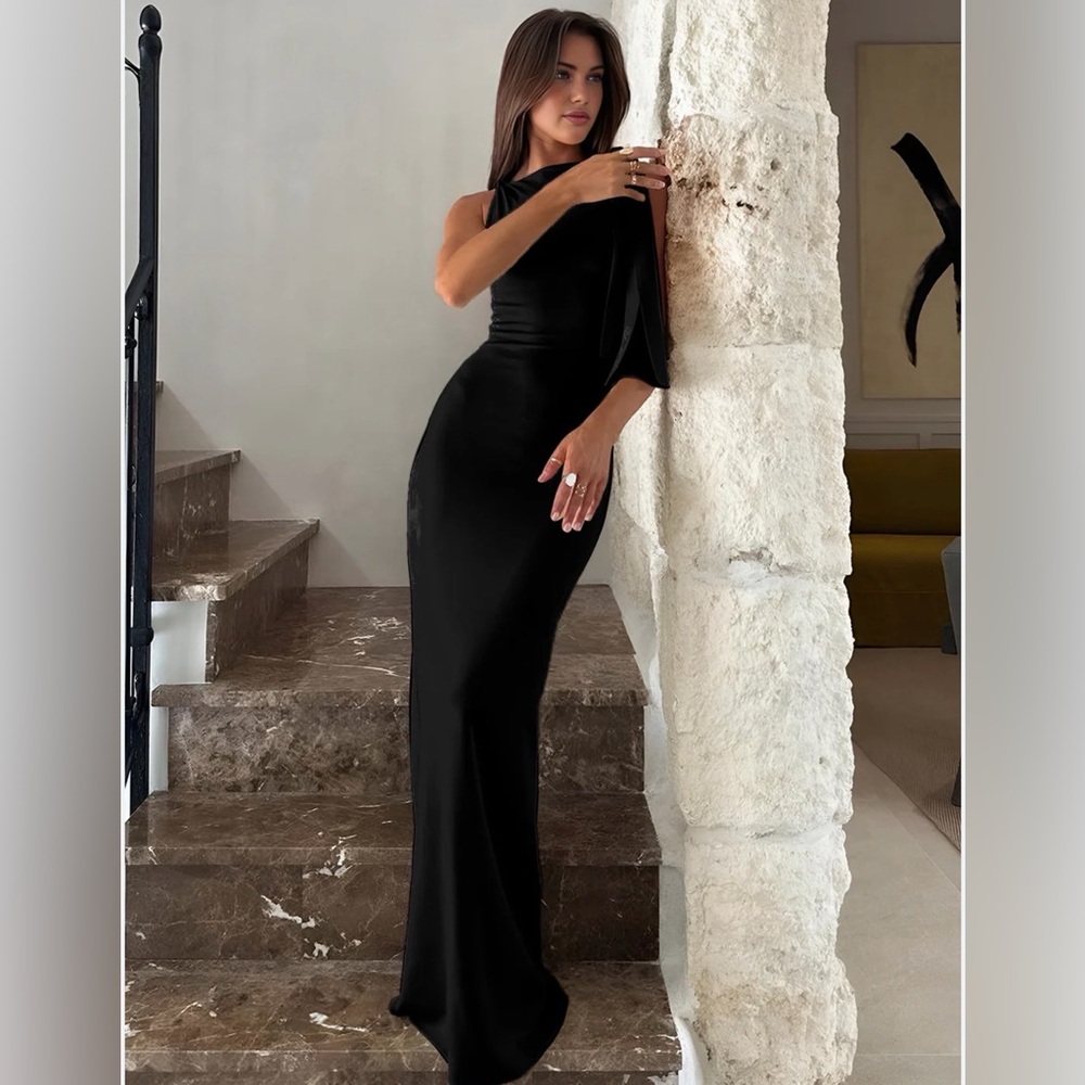 NWT Commense Black Elegant Maxi Dress Tie Shoulder Medium